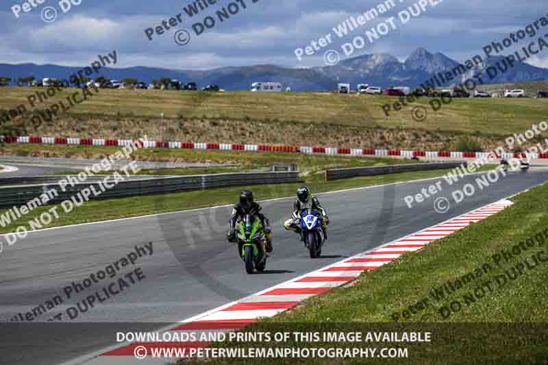 cadwell no limits trackday;cadwell park;cadwell park photographs;cadwell trackday photographs;enduro digital images;event digital images;eventdigitalimages;navarra;no limits trackdays;peter wileman photography;racing digital images;trackday digital images;trackday photos